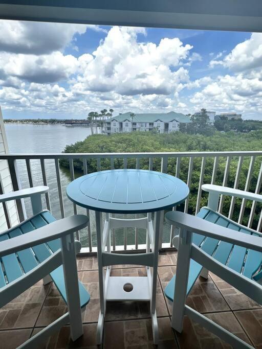 Tropical Serenity-Water View Heated Pool Tiki Bar タンパ エクステリア 写真